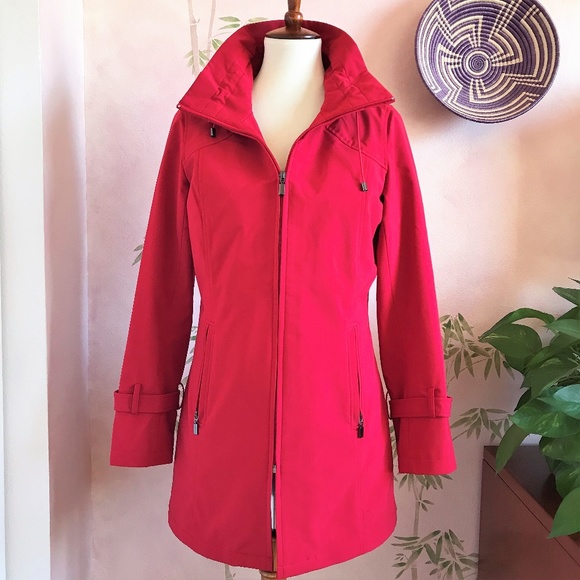 kristen blake rain jacket